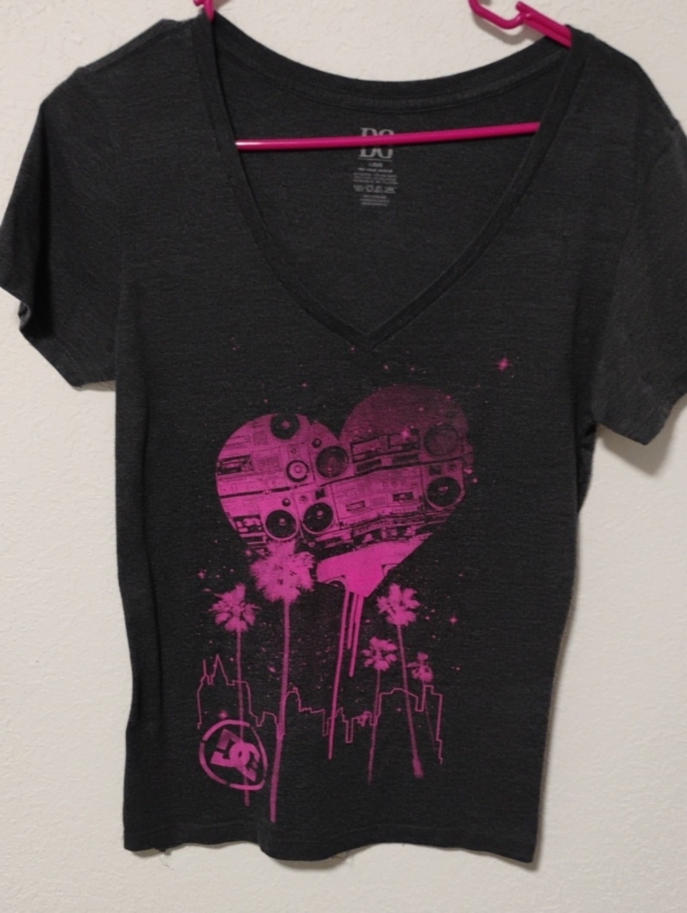 DC Women's Black V-Neck Tee with Hot Pink Heart Graphic